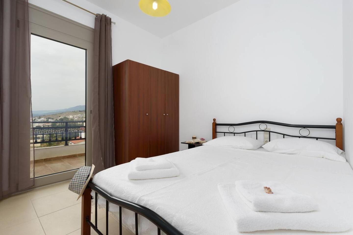 Sofia Apartment, With Sea & Mountain View Kalamaki  Exterior photo
